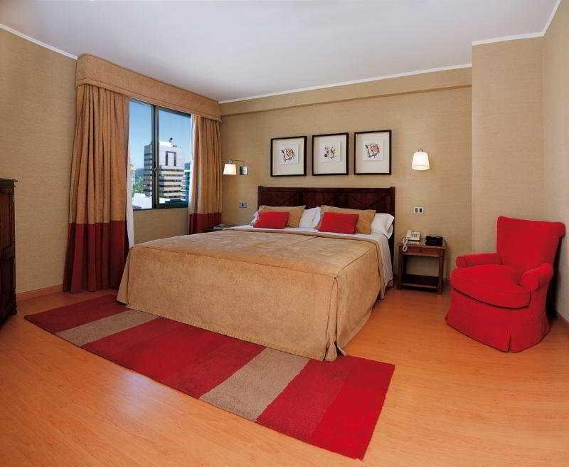 Time Suite - Comfort Apartments Santiago Bilik gambar